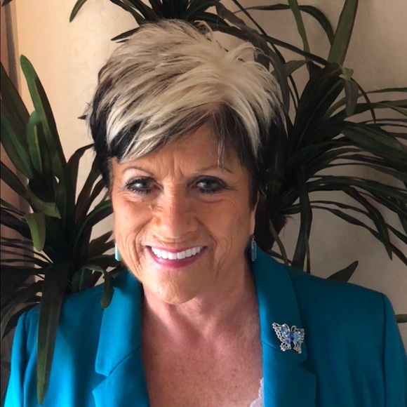 Meet your Posher, Kim - Picture 7 of 7